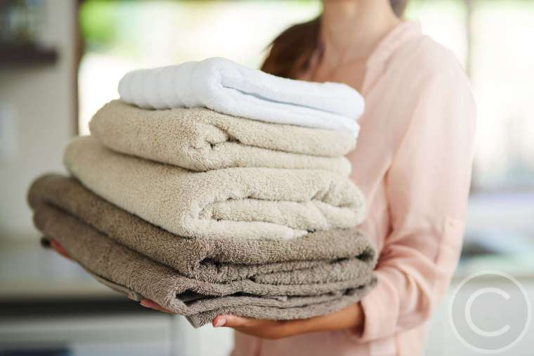 How to Choose the Right Housekeeping Service